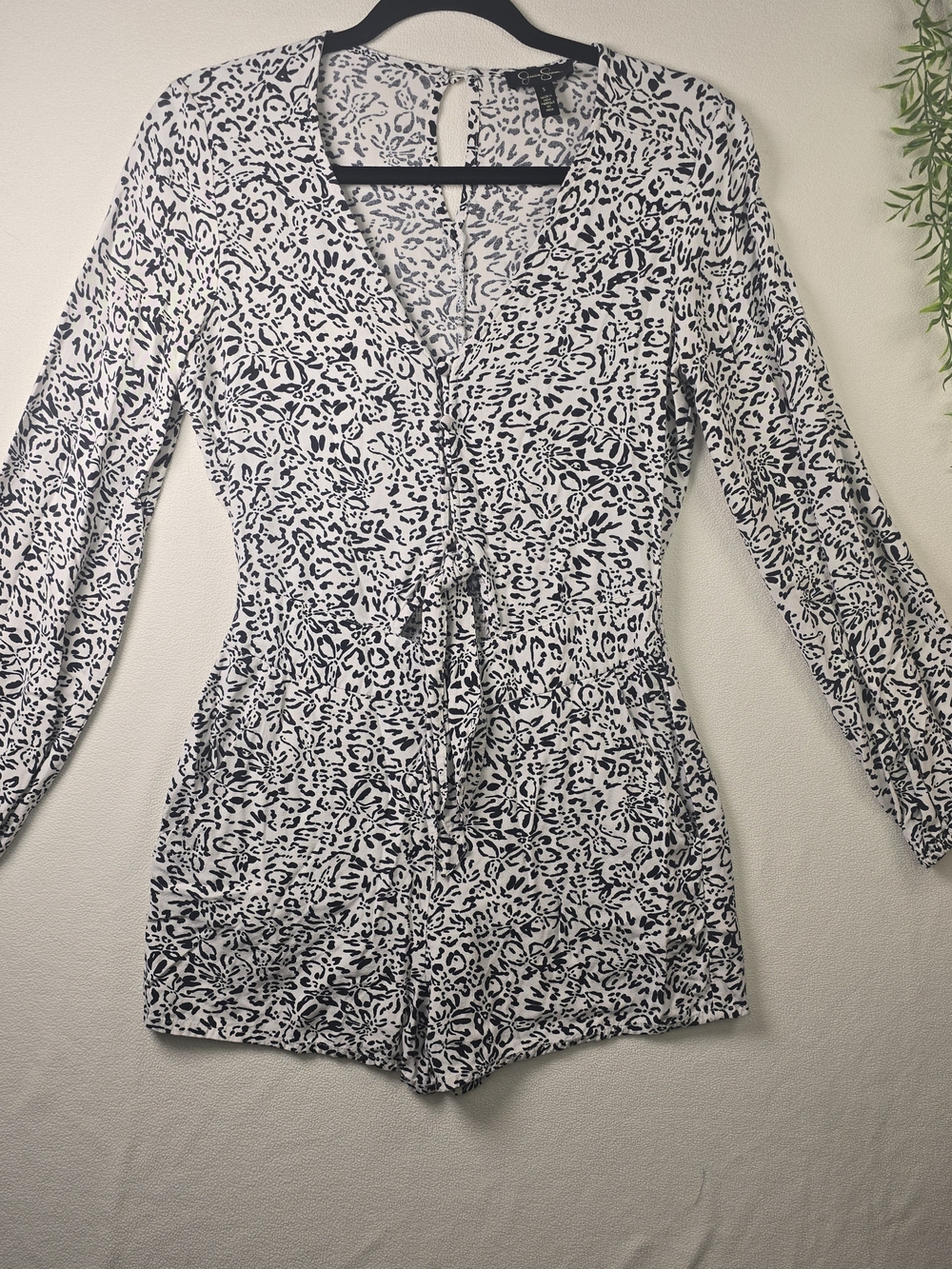 JESSICA SIMPSON BLACK WHITE PRINT ROMPER Y2K LONG SLEEVE KNIT SUMMER PARTY SMALL